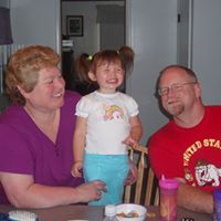 Debbie Larson Photo 37