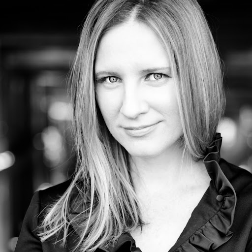 Leah Curtis Photo 7