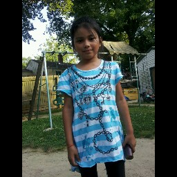 Dina Fuentes Photo 9
