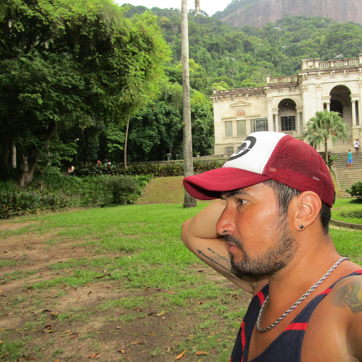 Fernando Castillo Photo 23