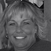 Brandi Howell Photo 19