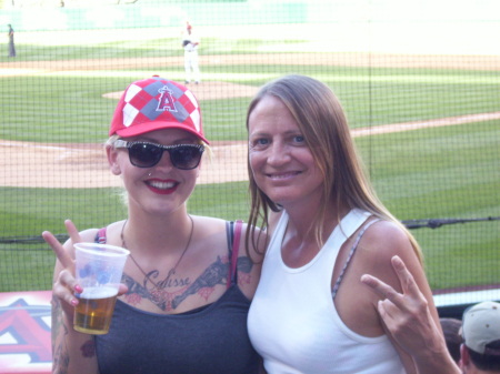 Holly Boyer Photo 23