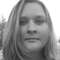 Michelle Poe Photo 28