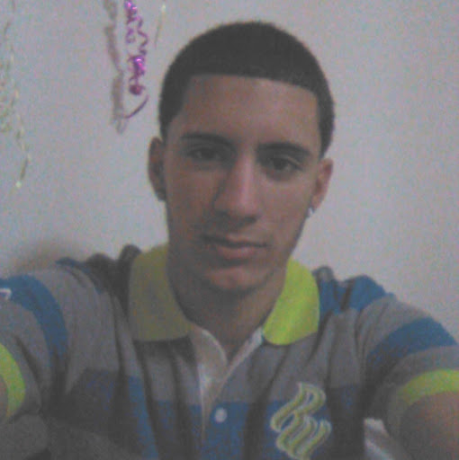 Robert Velasquez Photo 30