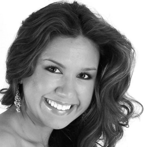 Christina Nicholson Photo 5