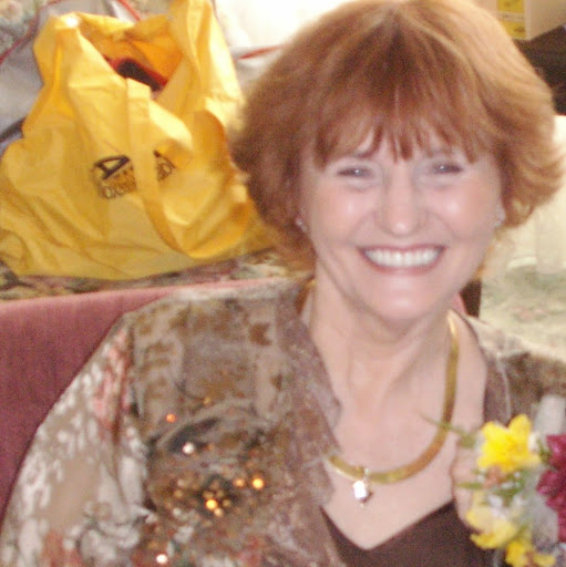 Linda Dixon Photo 33
