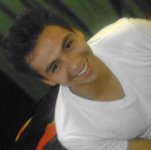 Erick Molina Photo 7