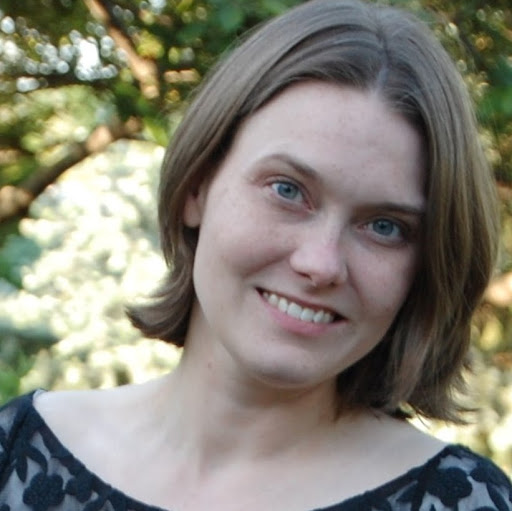 Kathryn Oliver Photo 36