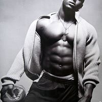 Reginald Bush Photo 28