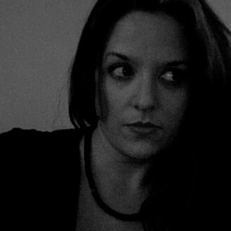 Annie Matthews Photo 33