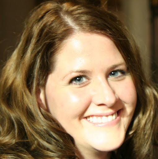 Julia Bauer Photo 33