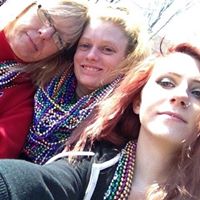 Jennifer Hiatt Photo 22