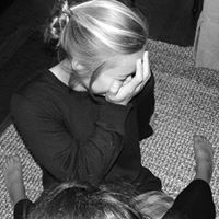 Rebekah Reynolds Photo 36