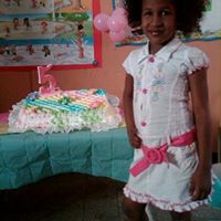 Laura Santana Photo 22