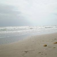Angie Calderon Photo 6