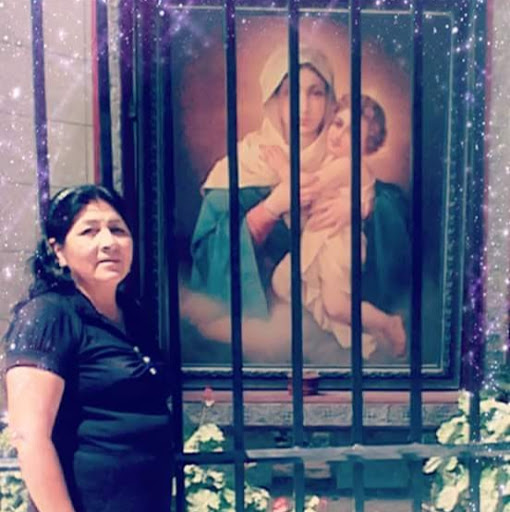 Elizabeth Granados Photo 8