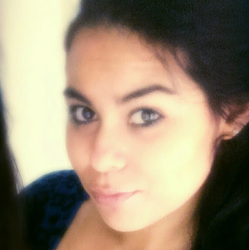 Jennifer Varela Photo 13