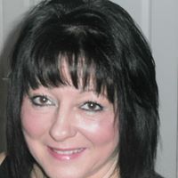 Lesley Hall Photo 33