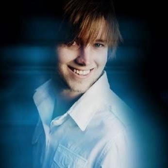 Christopher Mills Photo 34