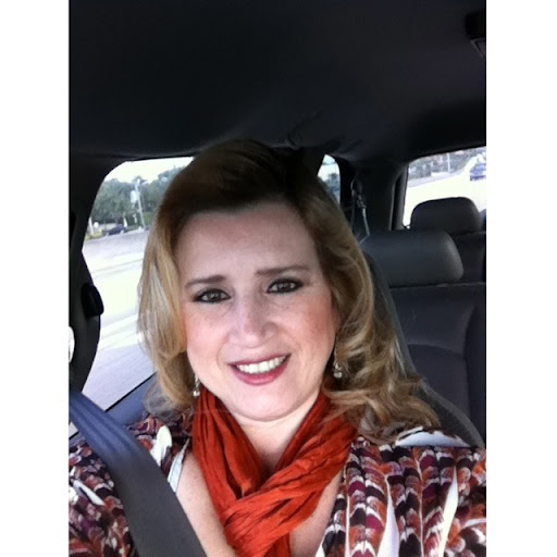 Brenda Pineda Photo 19