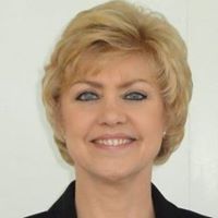 Lori Chapman Photo 21