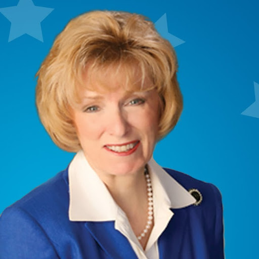 Debbie Riddle Photo 34