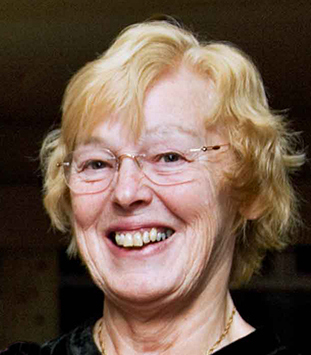 Ruth Nicholls Photo 14