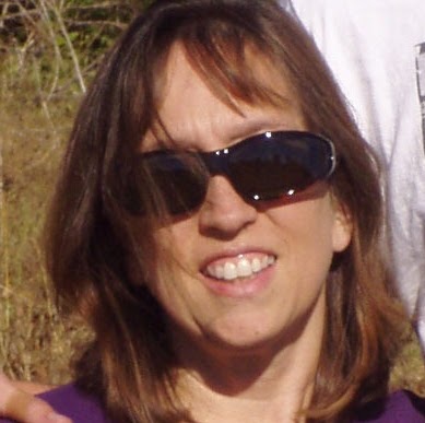 Elizabeth Brandt Photo 7