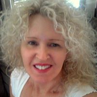 Debbie Squires Photo 11