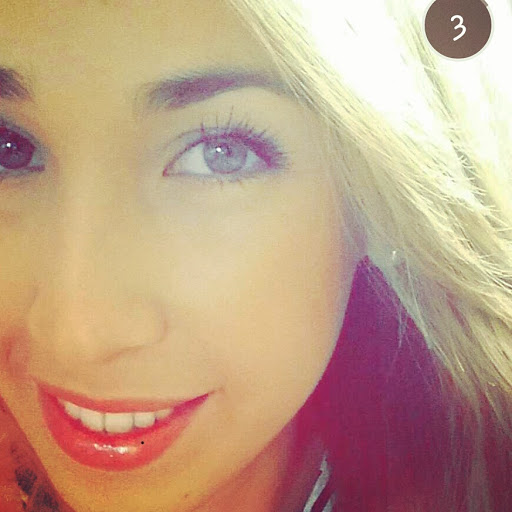 Michelle Cruz Photo 14