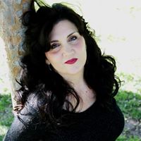 Gina Goodwin Photo 30