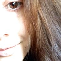 Julia Werner Photo 12