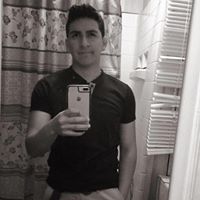 Daniel Reyna Photo 35
