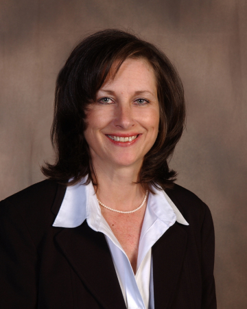 Laura Butler Photo 3