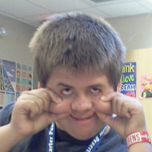 Derrick Kinsey Photo 2