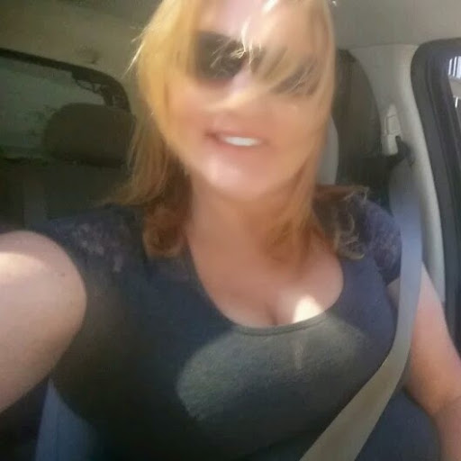 Gina Tucker Photo 29