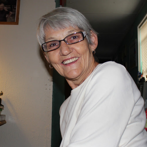 Heidi Cox Photo 32