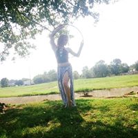Renee Cain Photo 19