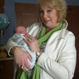 Amy Lofton Photo 12
