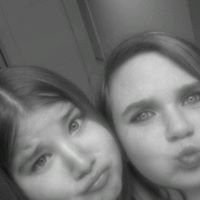 Alyssa Meyer Photo 15