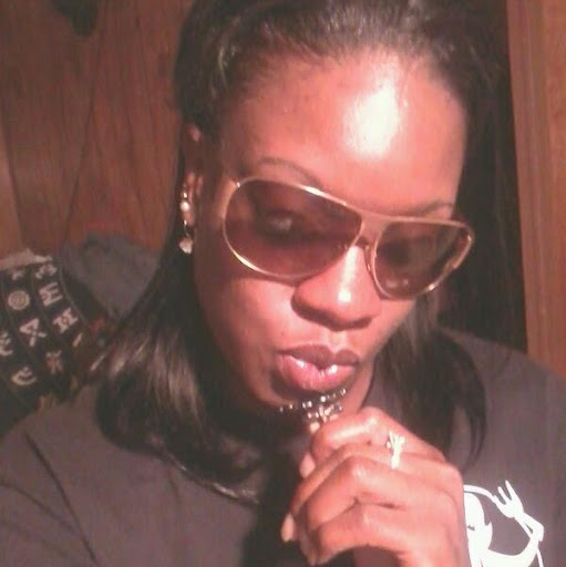 Tammy Bennett Photo 13