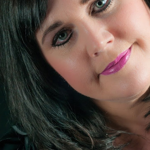 Robin Fuller Photo 33