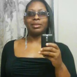 Kia Brown Photo 1