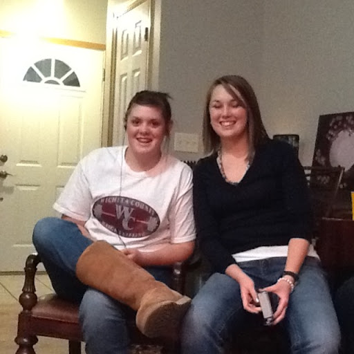 Haley Williams Photo 8