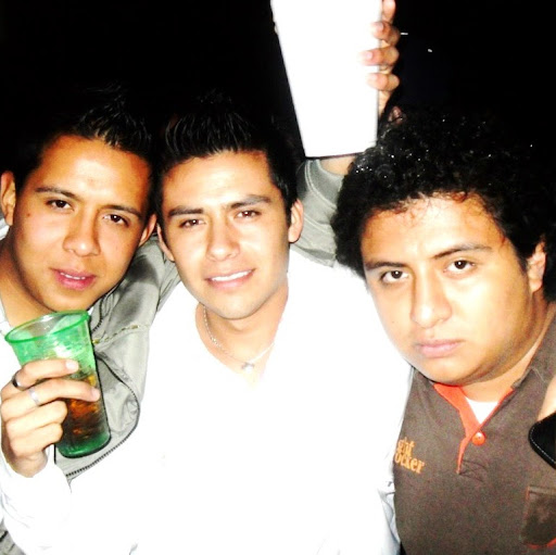 Raul Hernandez Photo 36