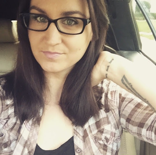 Amanda Gray Photo 28
