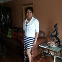 Suzanne Jay Photo 16