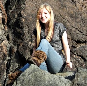 Ellen Hanson Photo 23