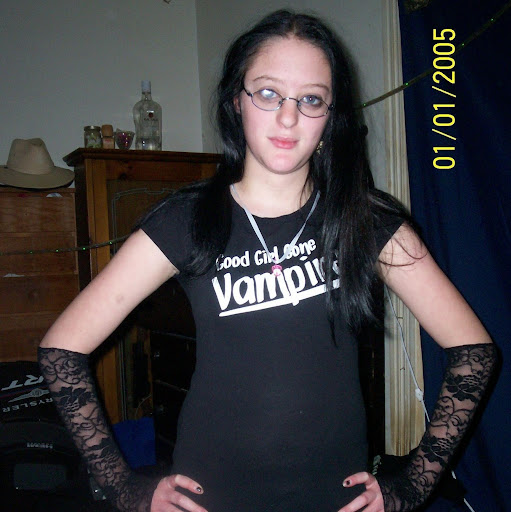 Tina Long Photo 31