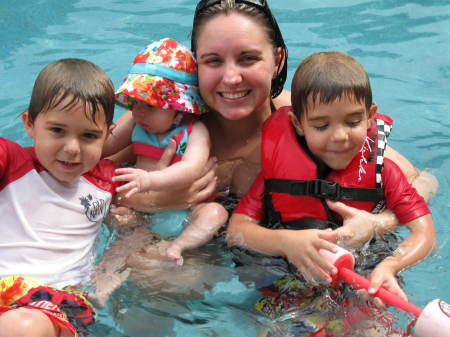 Amy Chambers Photo 20
